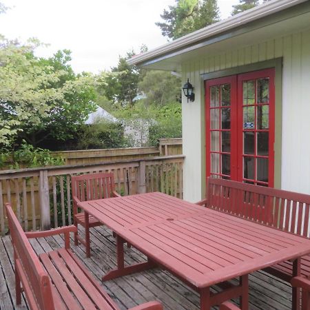 Twin Totara Cottage Upper Hutt Exteriér fotografie